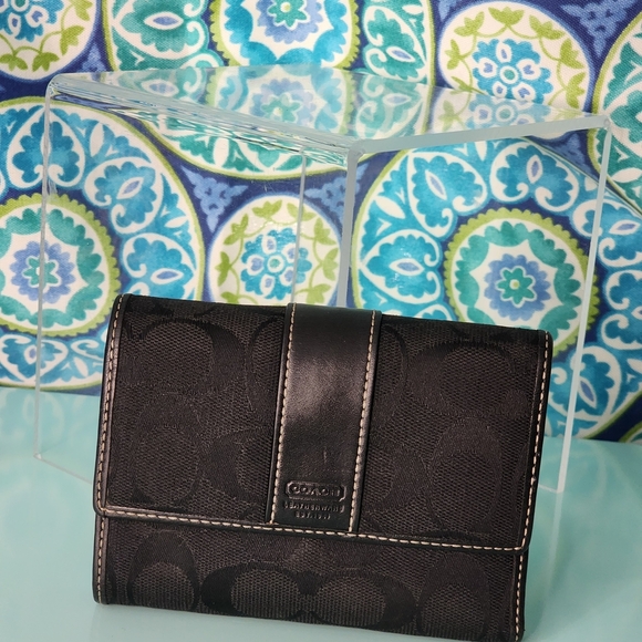 Coach Black Signature Tri-fold Wallet - Picture 1 of 9